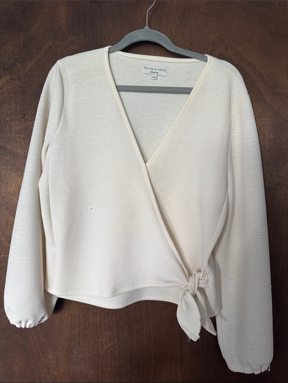 Madewell Texture & Thread Long-Sleeve Crepe Wrap Top - Ivory / Pearl (Size L)